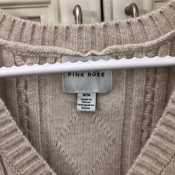 Pink Rose women’s knit sweater vest - Picture 4 of 11
